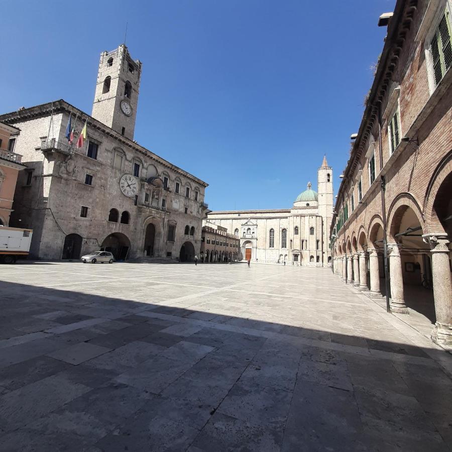 Apartamento La Chicca In Centro - Centro Storico Ascoli Piceno Exterior foto