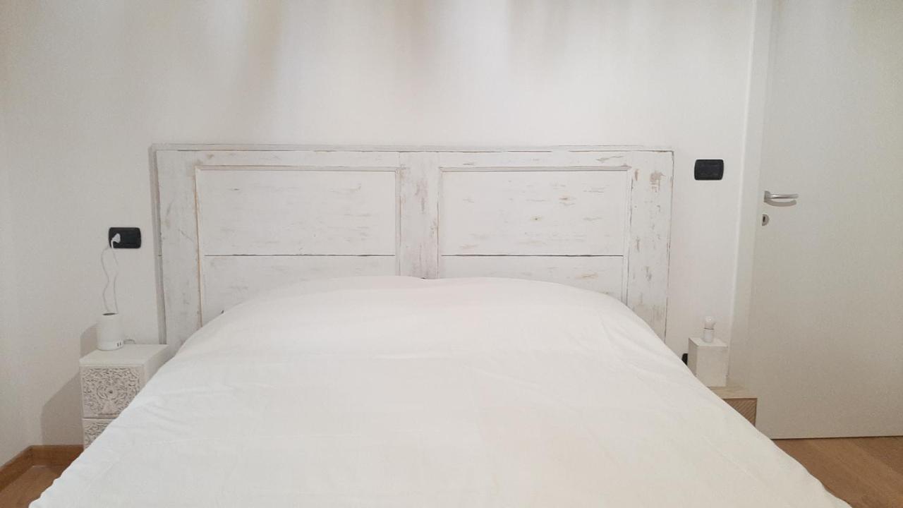 Apartamento La Chicca In Centro - Centro Storico Ascoli Piceno Exterior foto
